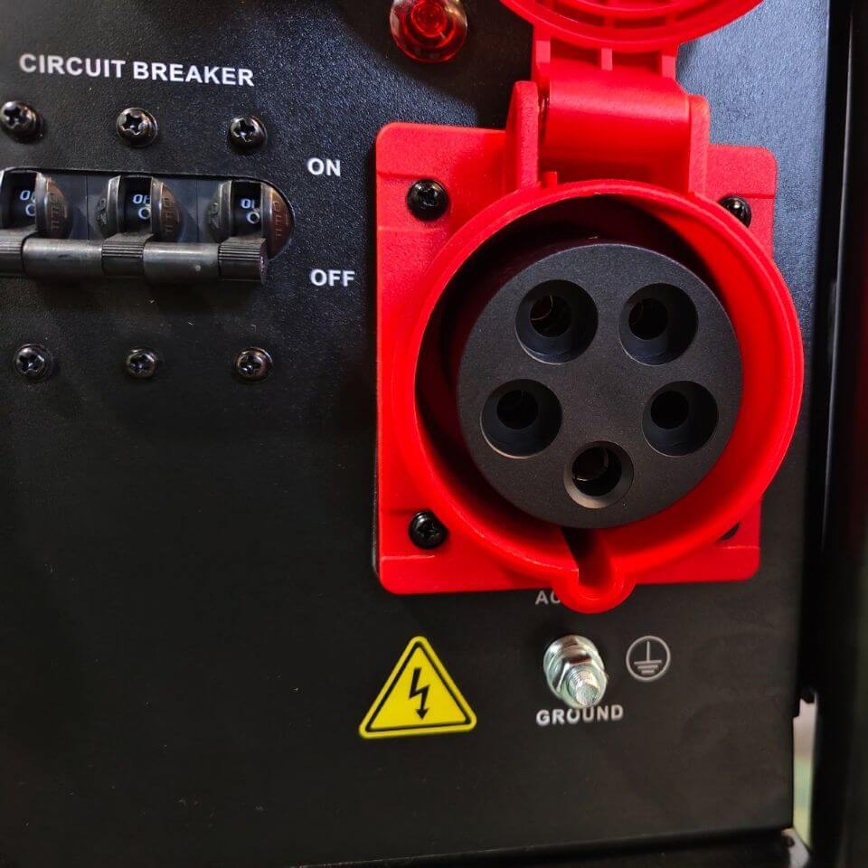 Бензиновый генератор Zammer S15000CX3