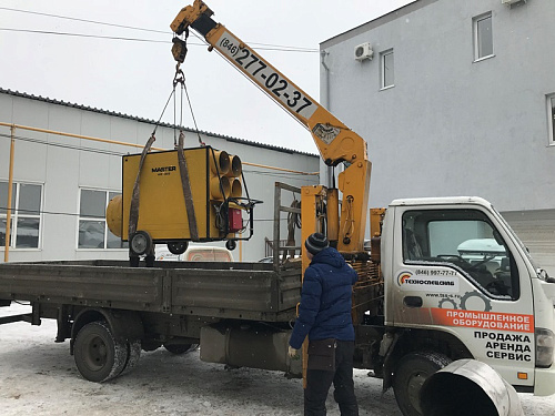 Аренда тепловой пушки Master BV 690 FS для ИДК "Мать и Дитя". �3